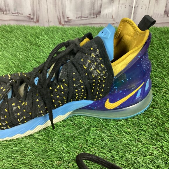 Nike Lebron XVIII 18 Retro Lakers Heritage CQ9283-006 Shoes Mens Size 9.5 main image 5